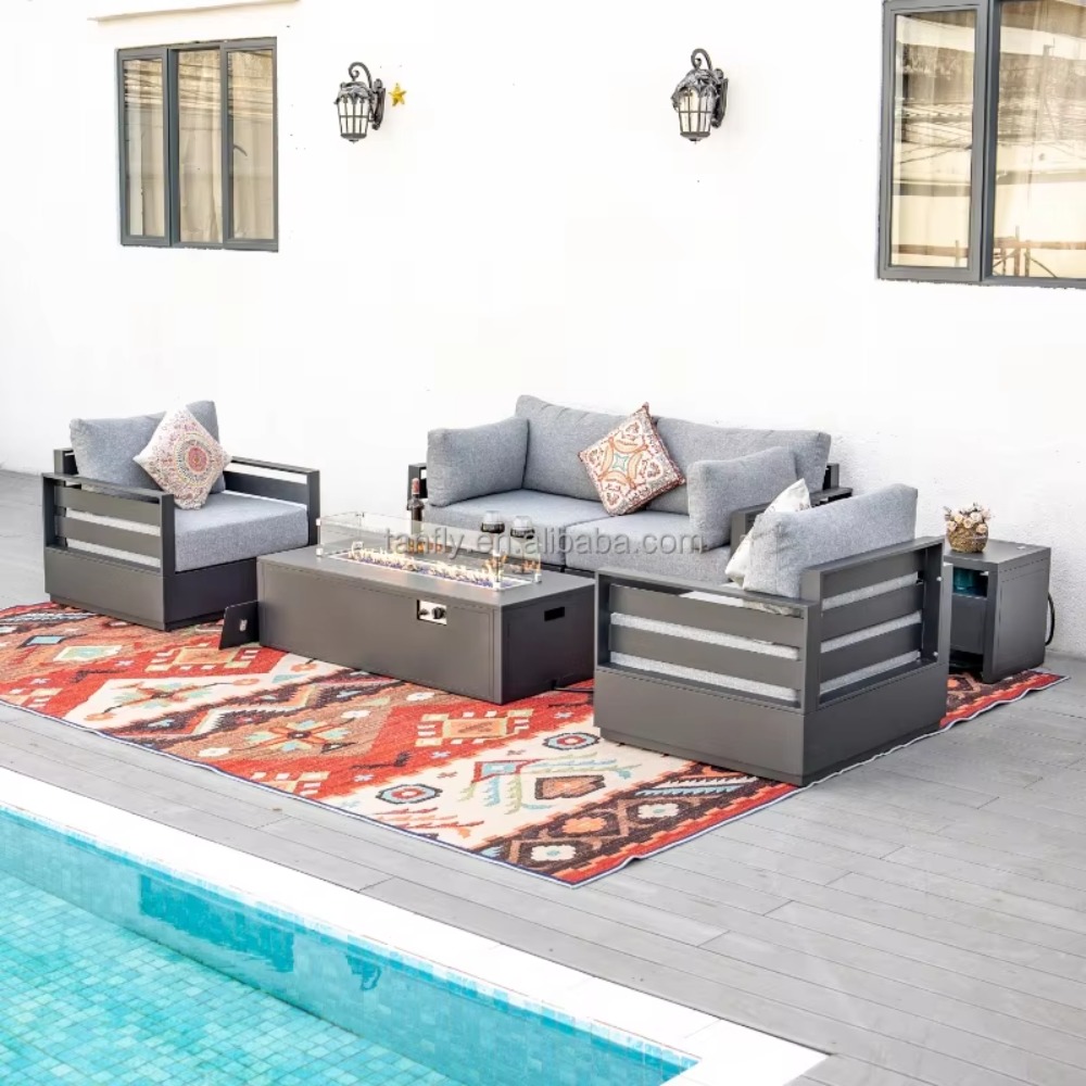 Outdoor Furniture Set With Fire Pit - 빌라 호텔 야외 가구 세트 모던